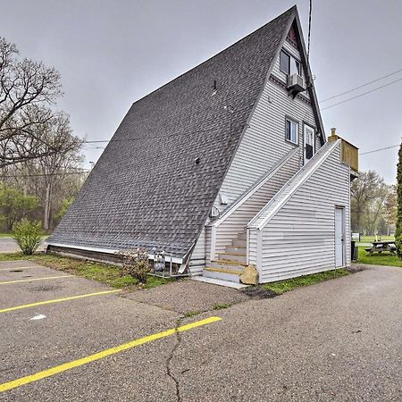 Bright And Cozy A-Frame Studio Steps To River! Algonac Exterior foto