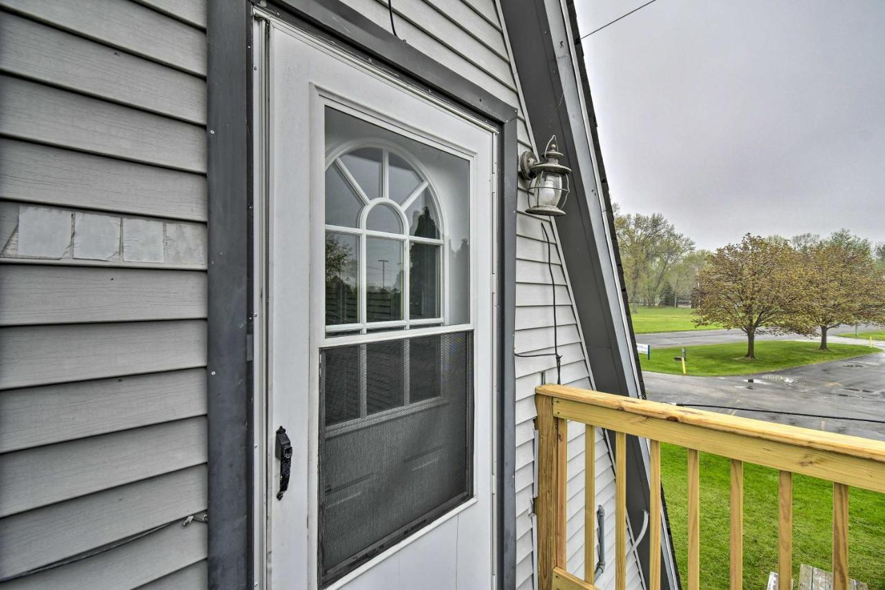 Bright And Cozy A-Frame Studio Steps To River! Algonac Exterior foto